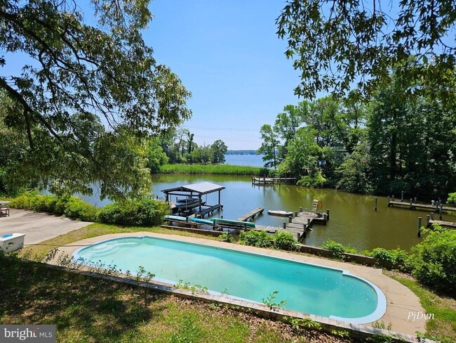 Photo - 355 Sturtons Ln