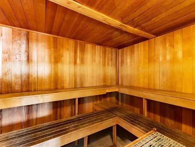 Photo - Elevate on Main