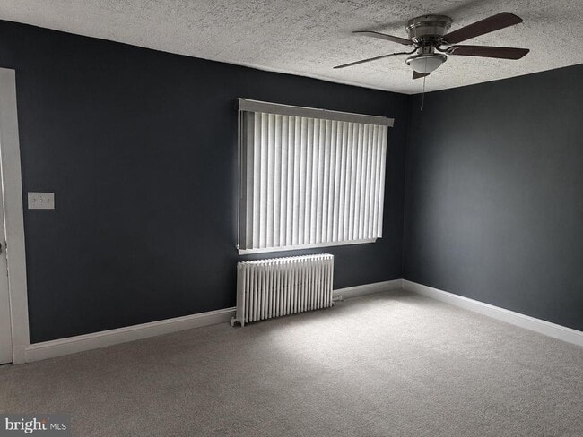 Photo - 4212 Clay St NE