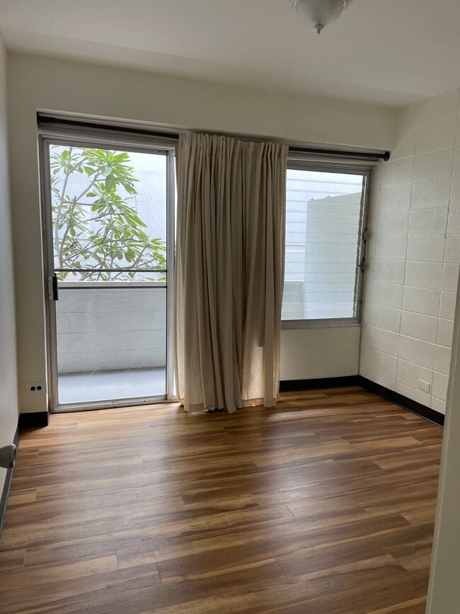 Photo - 2BD/1BA Apartment in Waikiki! NO PARKING Unit 204