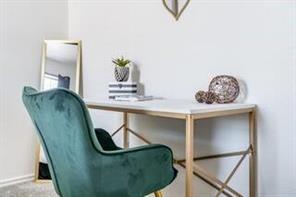 Photo - 8598 Hawthorne St