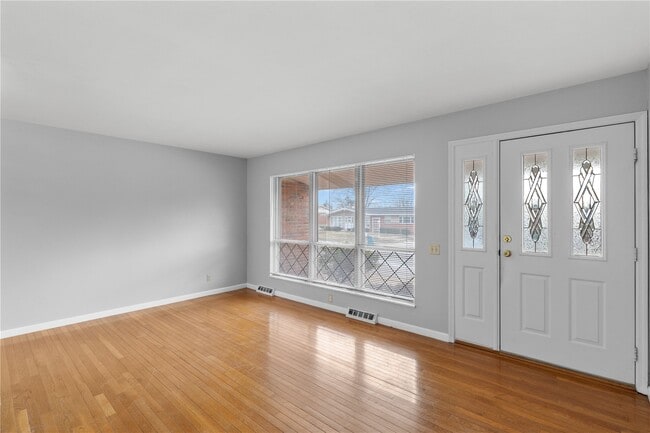 Photo - 4645 Tauneybrook Dr