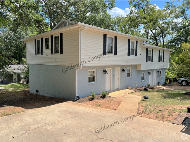 Building Photo - 10 Averill St Rental
