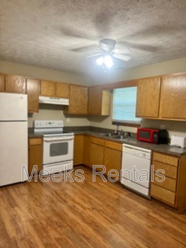 Photo - 136 Mt Vernon Ln