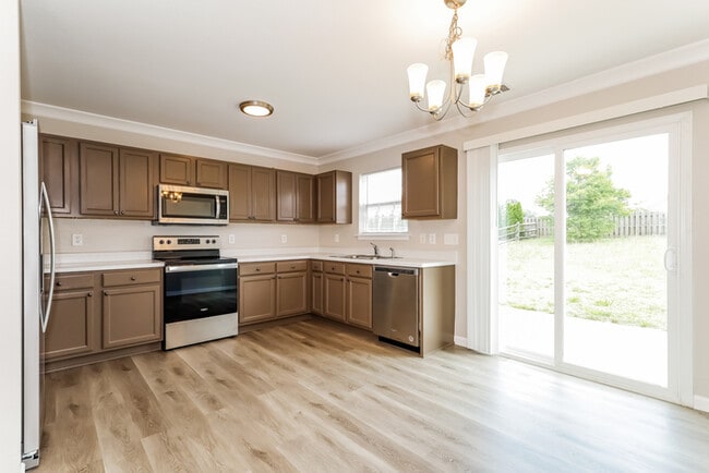 Photo - 14227 Waterlyn Dr