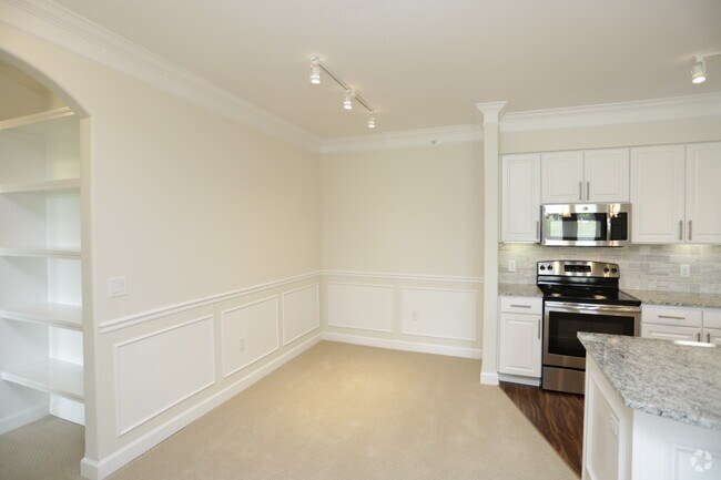 2BR, 1BA - Quinn_1161 SF
