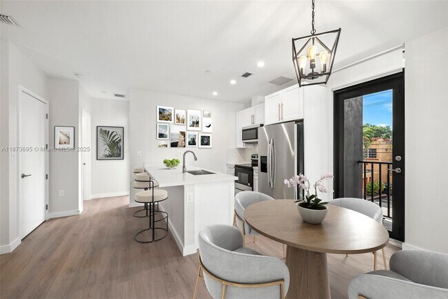 Photo - 1251 SW 3rd St