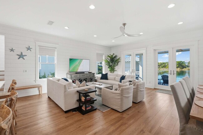 Photo - 419 Lakefront Dr Unit SI ID1511649P