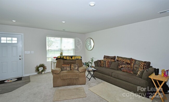 Photo - 171 Crownpiece St