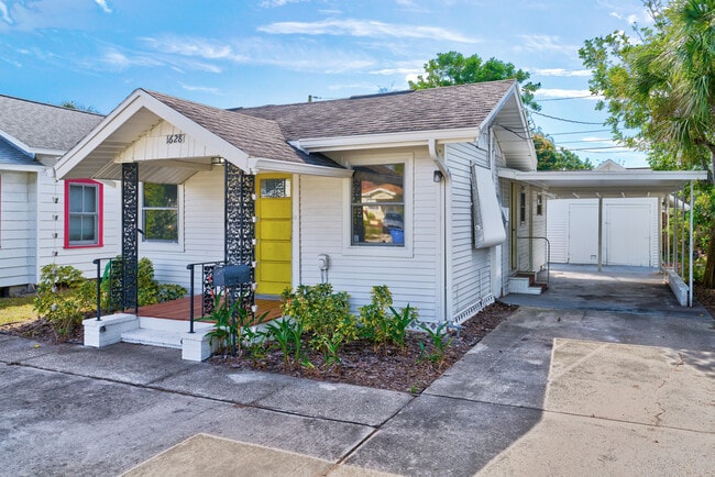 Photo - 1628 32nd Ave N
