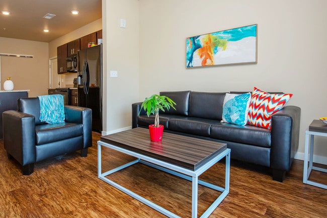 Photo - 11 West | Student Housing