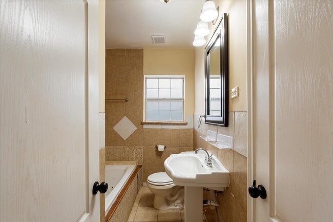 Photo - 3005 Arbor St