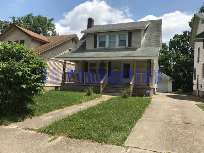Building Photo - 1252 Catalpa Dr.