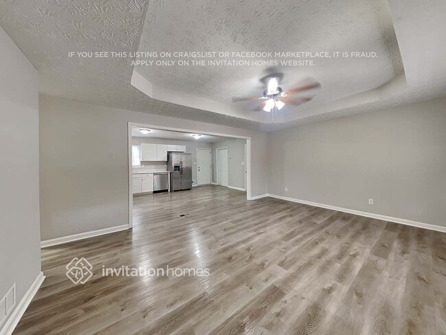 Photo - 300 E Country Woods Dr