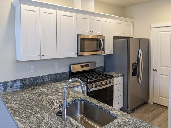 Photo - 1871 SE Mulberry Ave