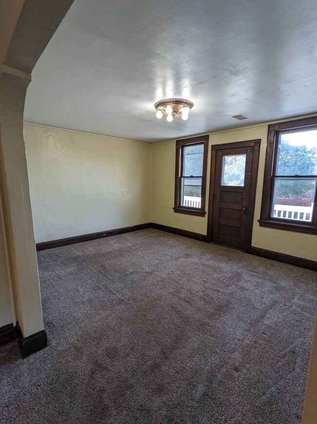 6507-A W Fairview Ave