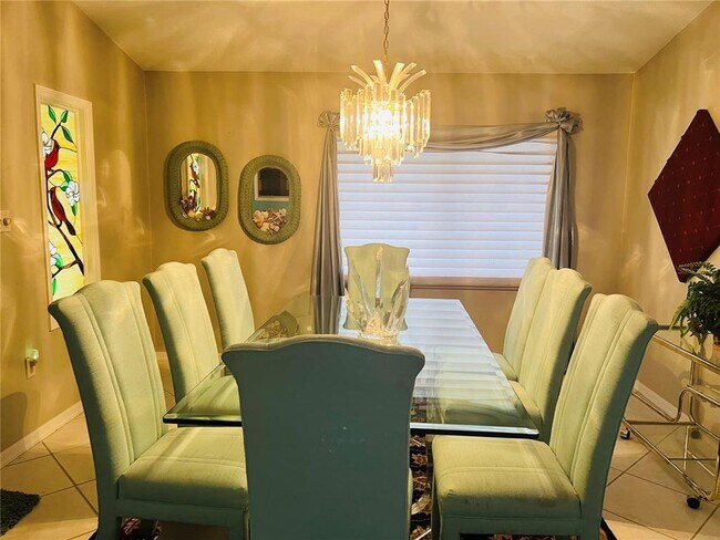 Photo - 832 Palm Harbor Ct