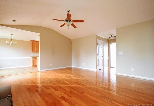 Photo - 1636 Kershaw Loop