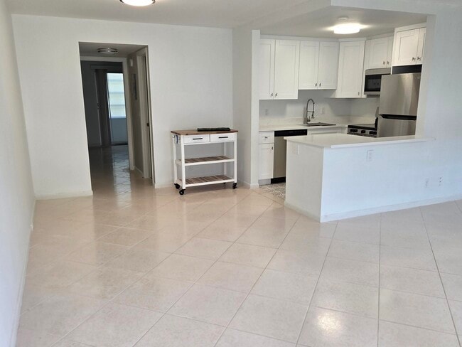 Photo - 194 Newport Crescent Unit 194
