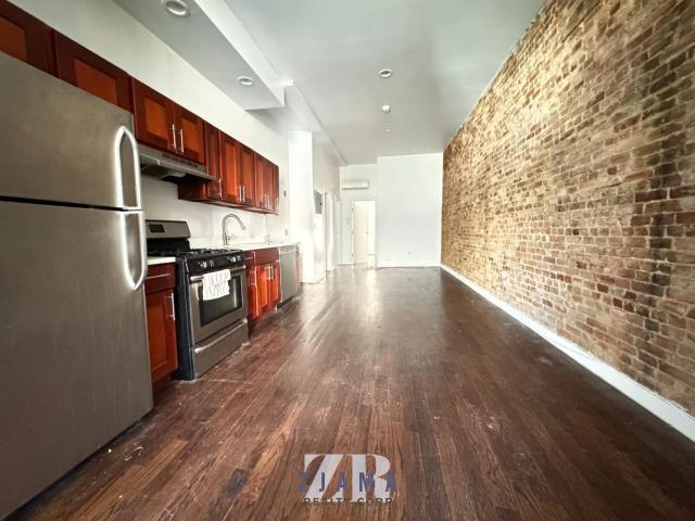 Photo - 4 bedroom in BROOKLYN NY 11216 Unit 1
