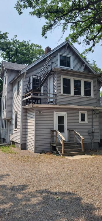 Photo - 812 6th Ave S