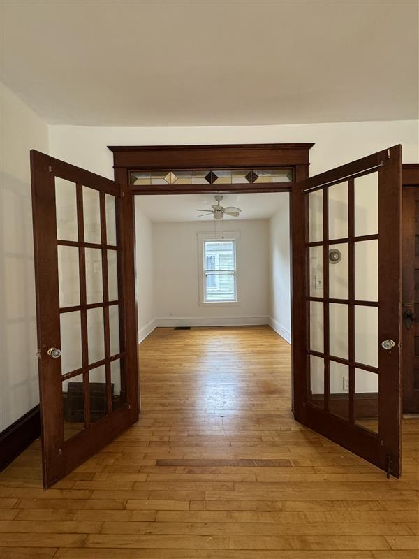 Dining room - 220 Penn Ave S