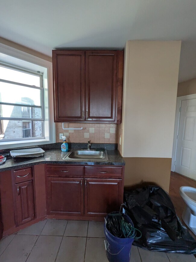 550 Avenue C