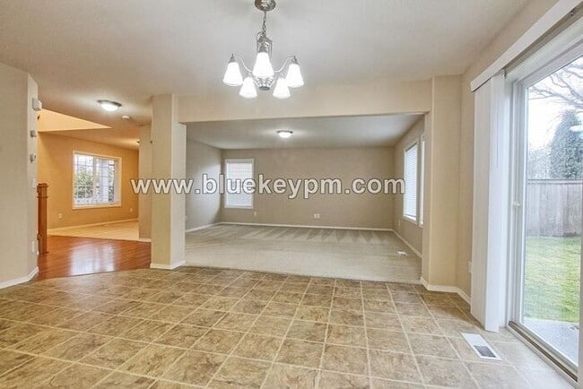 Photo - 4 Bed, 2.5 Bath Home Off SE Eaton Blvd and Weaver Creek in Battle Ground