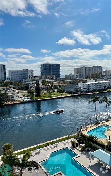 Building Photo - 2900 NE 14th Street Causeway Unit 1008 Rental