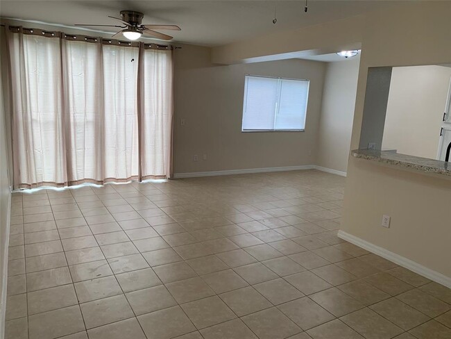 Photo - 761 Caribbean Dr