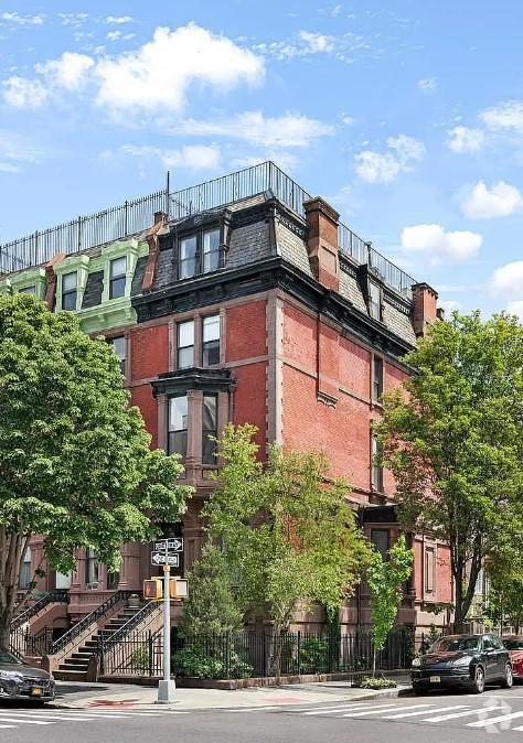 Building Photo - 2 bedroom in NEW YORK NY 10035 Unit 2 Rental