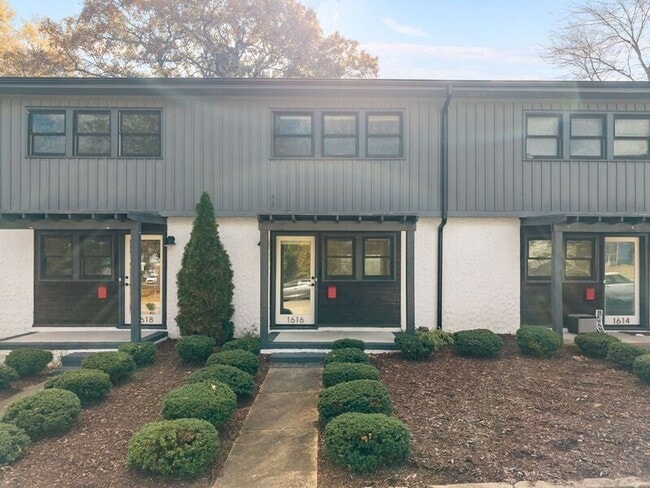 Photo - 1618 Boyer St