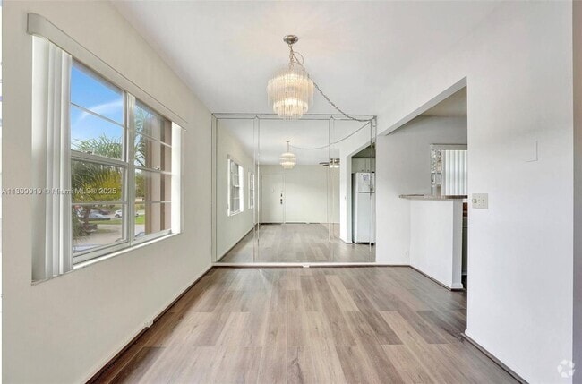 Building Photo - 801 SW 133rd Terrace Unit 201K Rental