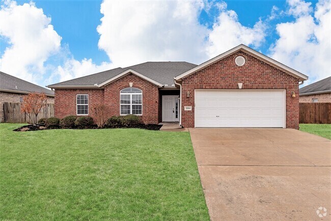 Building Photo - Bentonville Home! (March Move In)