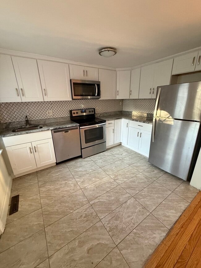 11 Brownell Cir