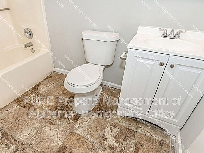 Photo - 3361 Royal Creek Rd