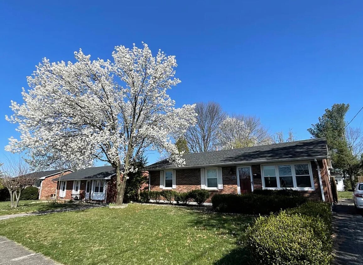 Photo - 3564 Camelot Dr (Lexington, KY)