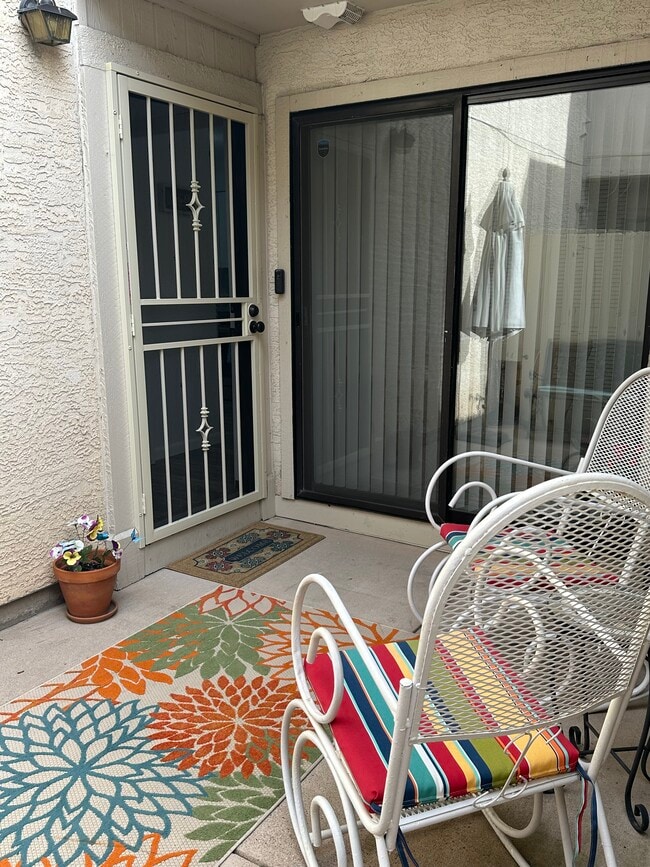 Photo - 3330 Templeton Gap Rd