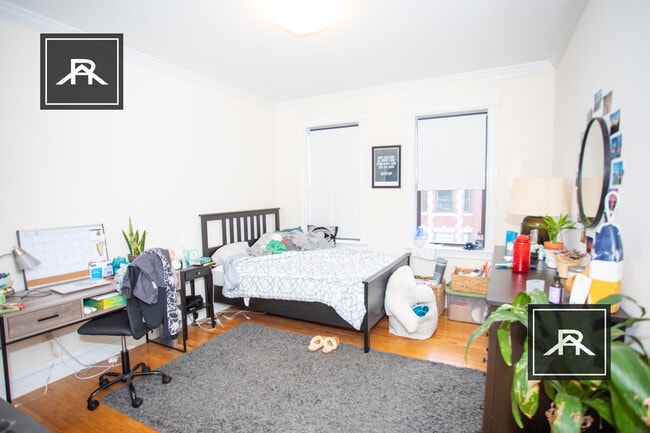 Photo - 27 Glenville Ave Unidad 8