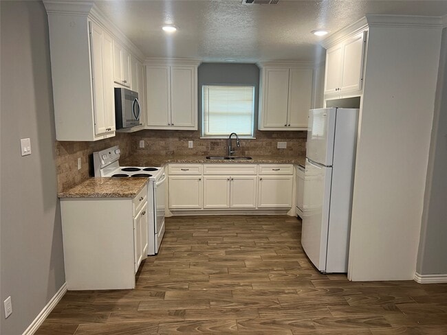 Photo - 2375 Virginia Ct