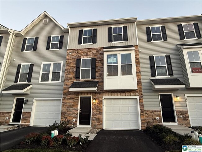 Photo - 7676 Clayton Ave