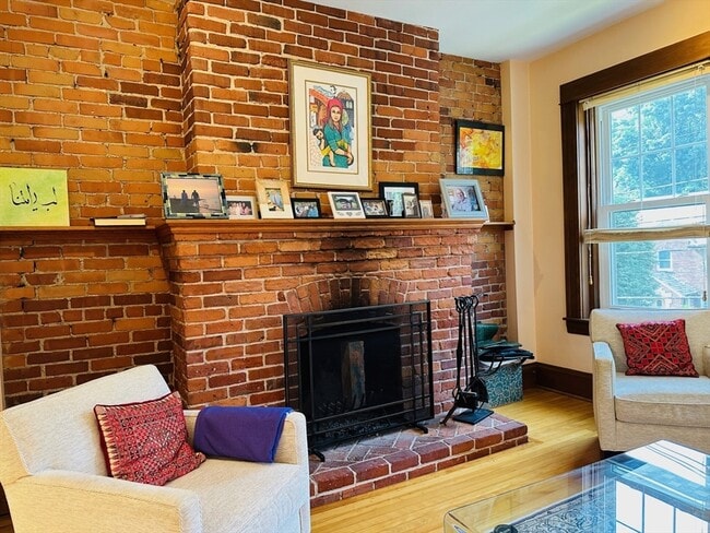 Photo - 151 Longwood Ave Unit 2