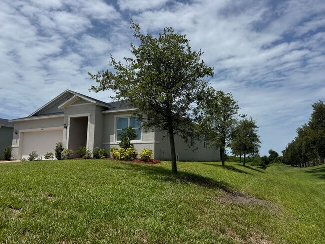 Building Photo - 7306 34th Ct E