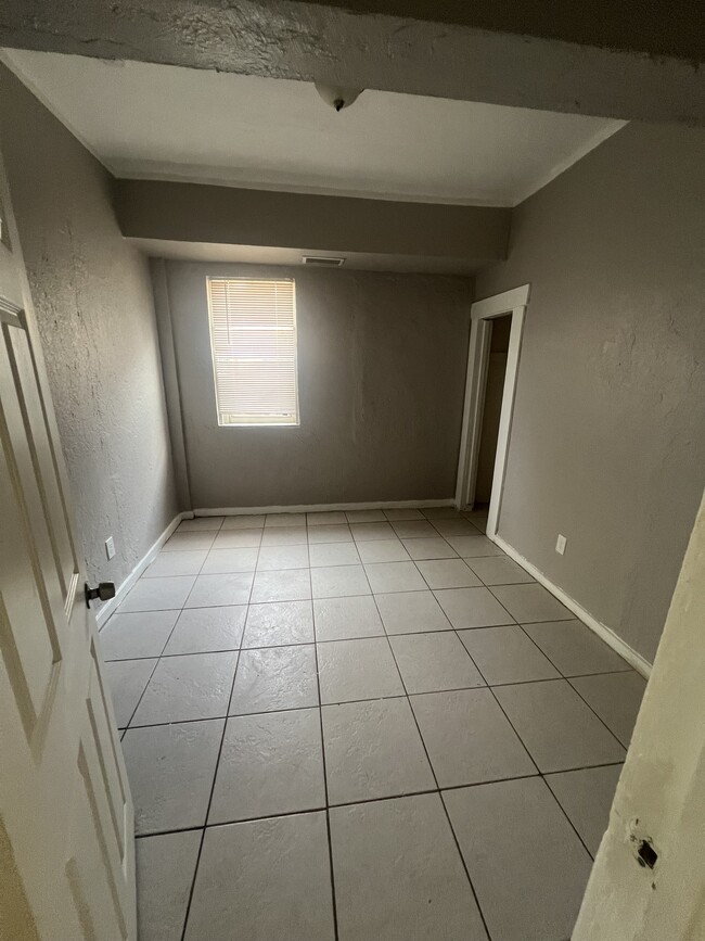 Photo - 1104 W 22nd St Condo Unit A