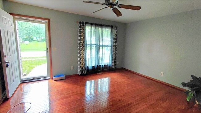 Photo - 1529 Codorniz Ln