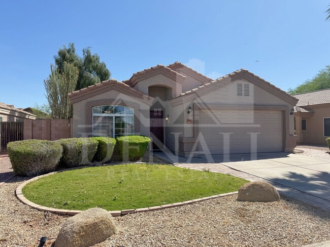 Photo - 923 E Monterey St