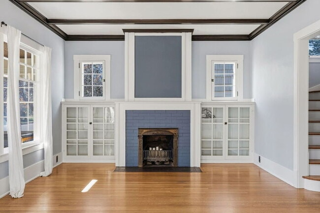 Photo - Rare Rental in Old North End with Private Yard & Garage