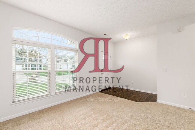 Photo - 720 Maple Vista Dr