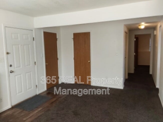 Photo - 3600 17 Avenue, Unit 4 Unidad 4