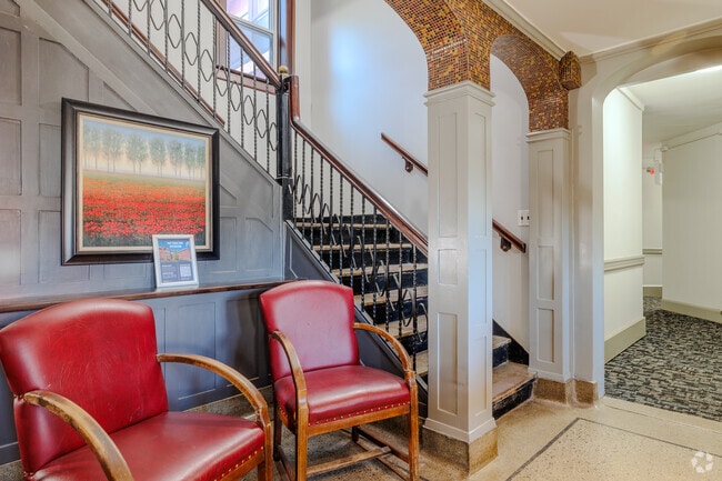 Kent Manor